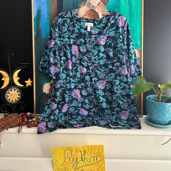 D&Co Teal and Purple Floral Top XL - Picture 1 of 16